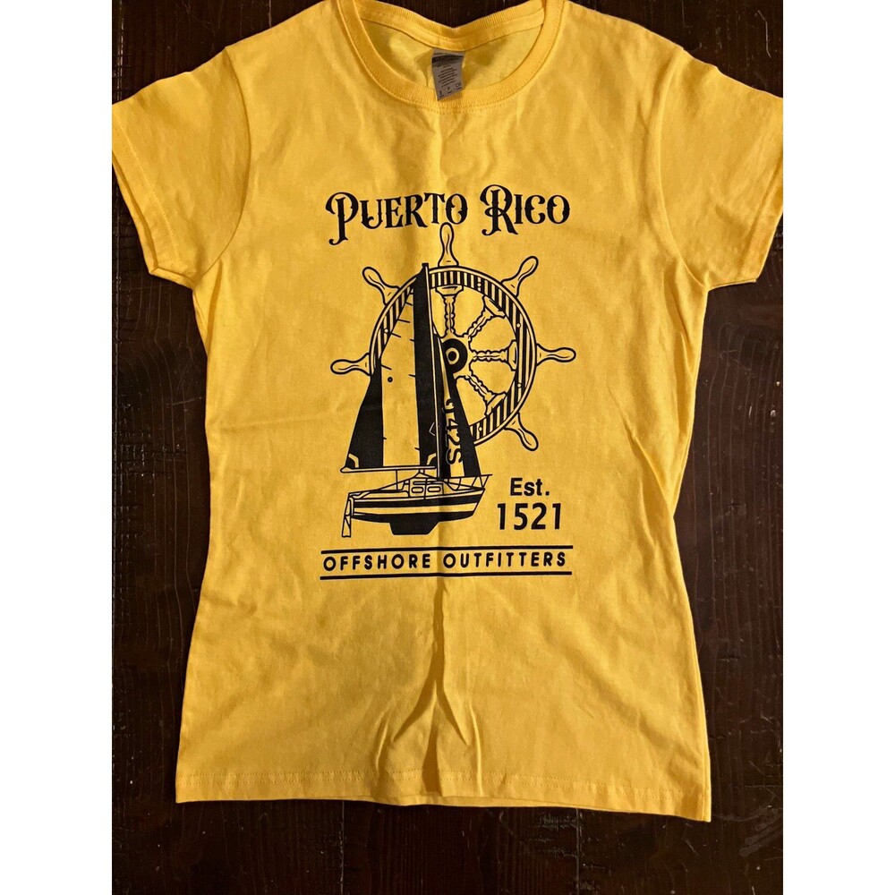 Gildan Ultra Cotton Women’s S Yellow Puerto Rico Graphic Crew Neck T-Shirt